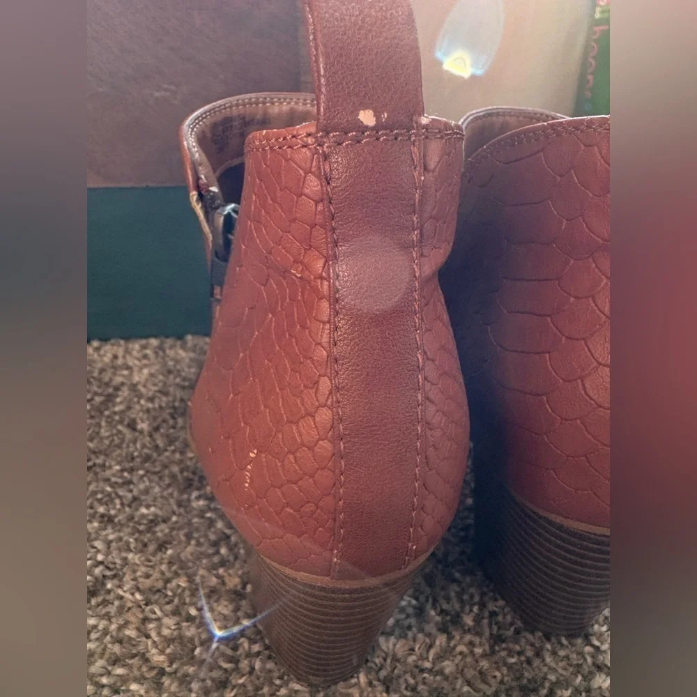 EUROSOFT Savina Women’s Heeled Ankle Boot - Cognac